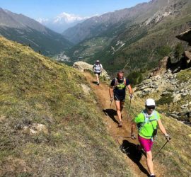 Marianne Tolomio en stage marche nordique à Cogne vallée d'Aoste pas alterné juin 2019