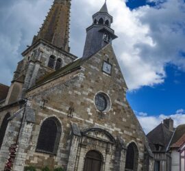 Bourgogne médiévale. Église Saint-Martin de Nolay. Photo: Yves Crozelon