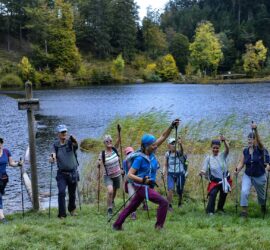 Sortie en forêt noire 12-10-2023 pour les membres de la Marche Nordique. Exercice au bord du lac Nonnenmattweiher.